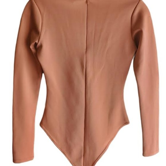 Want My Look Long Sleeve Blush Cut-out BodySuit - Picture 2 of 2